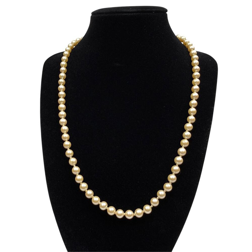 Vintage Monet Faux Pearl Necklace Cream Champagne Gold Tone Box Clasp 20"